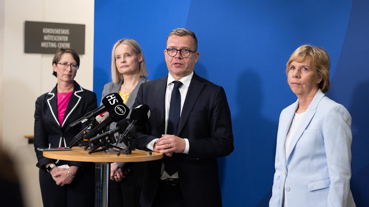 Sari Essayah, Riikka Purra, Petteri Orpo ja Anna-Maja Henriksson