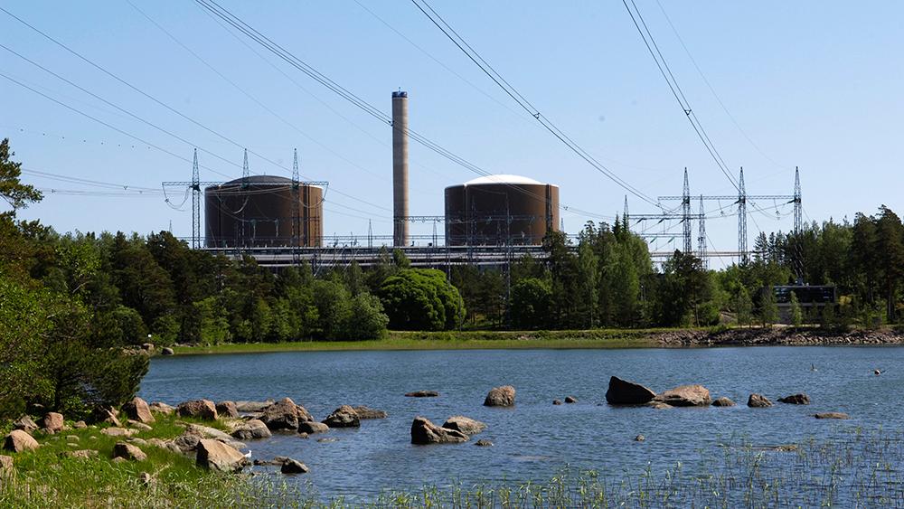 Kuva Loviisan ydinvoimalaitoksesta