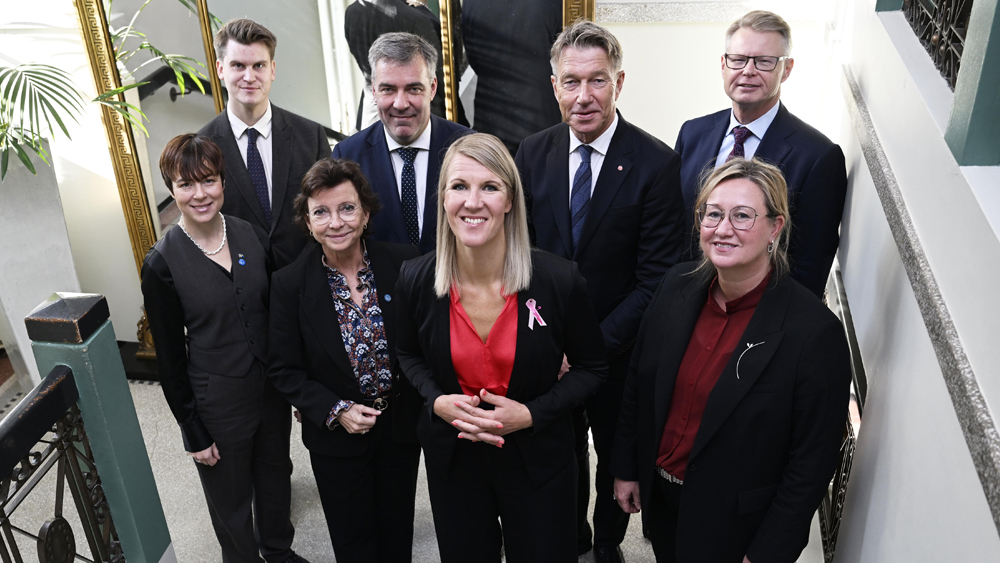 Nordic energy ministers and conference delegates in a group photo