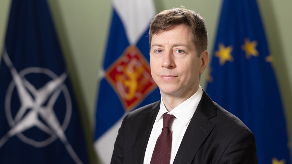 Elinkeinoministeri Sakari Puisto